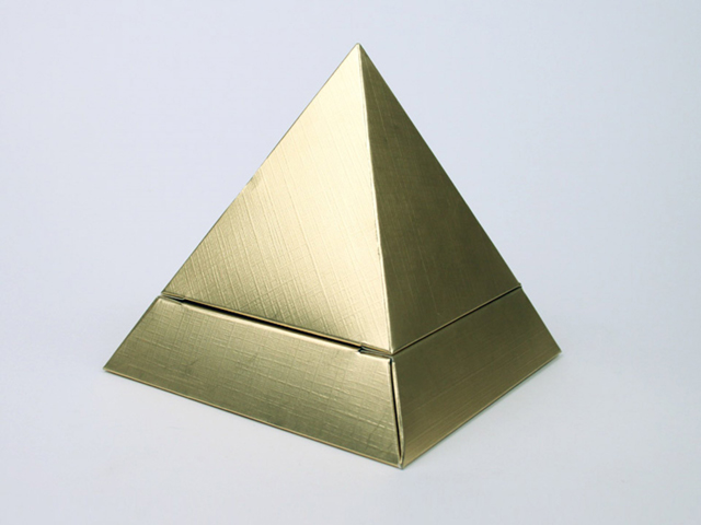 Piramide con Coperchio - Packaging Personalizzato