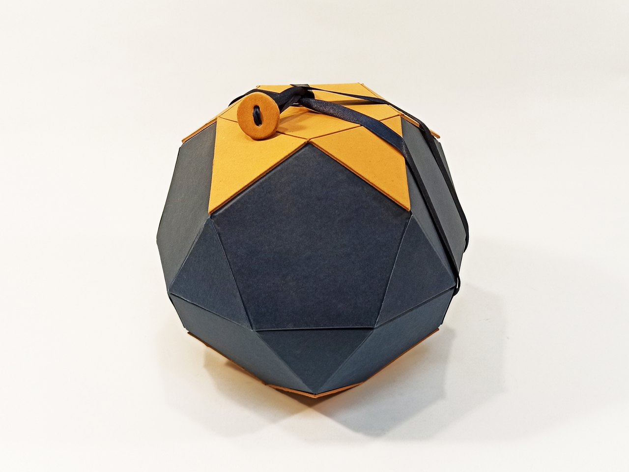 Icosidodecaedro Lux Pack - Packaging Personalizzato. 
