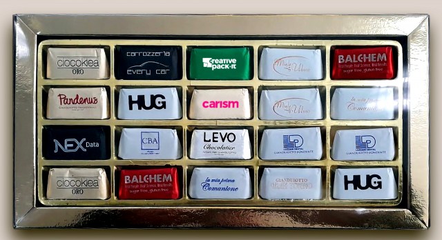 Cioccolatini Personalizzati con Logo - Packaging Personalizzato. Gianduiotti personalizzati